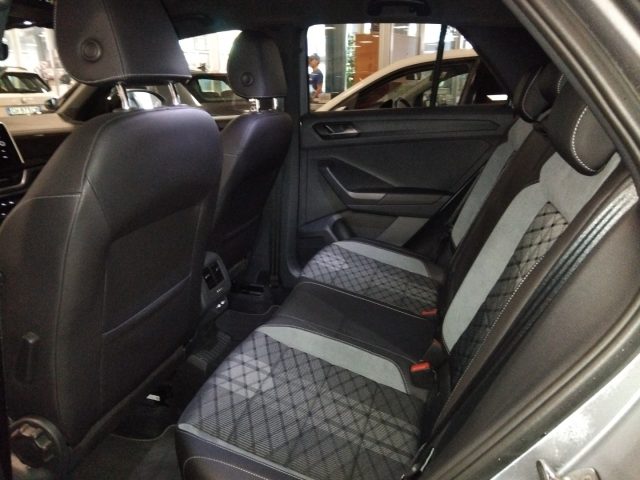 VOLKSWAGEN T-ROC 1.5 TSI ACT DSG R-LINE 18" VIDEO - foto 9