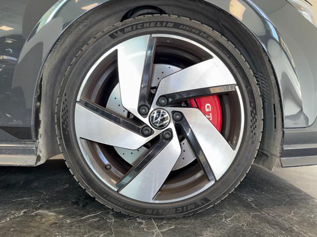 VOLKSWAGEN GOLF 2.0 TSI GTI DSG CLUBSPORT 45 - I - foto 26