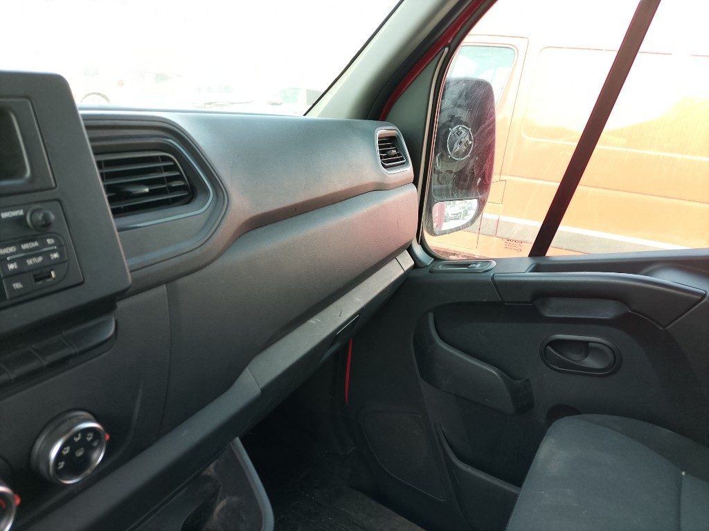 Immagine di RENAULT Master T35 2.3 dCi 135 cassonato del 06/2020 km 145789