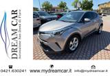 TOYOTA C-HR 1.8 Hybrid E-CVT Business