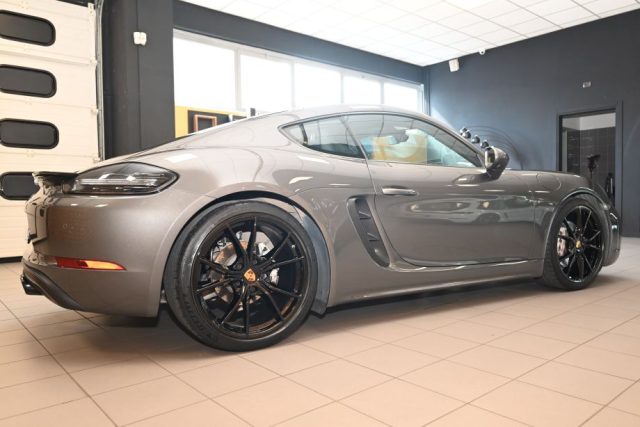 PORSCHE 718 CAYMAN 2.0 300CV PDK BLACKSERIES - foto 7