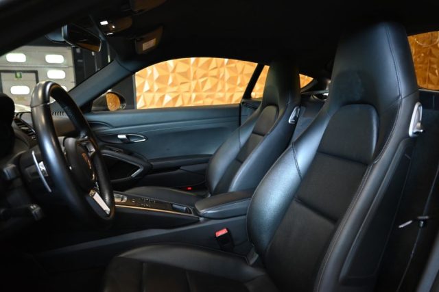PORSCHE 718 CAYMAN 2.0 300CV PDK BLACKSERIES - foto 25