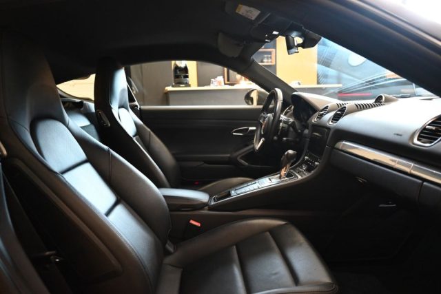 PORSCHE 718 CAYMAN 2.0 300CV PDK BLACKSERIES - foto 28