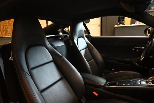 PORSCHE 718 CAYMAN 2.0 300CV PDK BLACKSERIES - foto 30