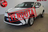 TOYOTA C-HR 1.8 Hybrid E-CVT Business