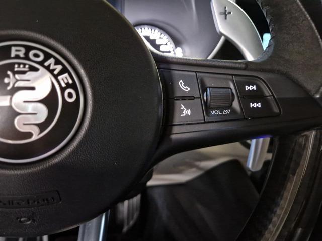 ALFA ROMEO GIULIA 2.9 V6 BI-TURBO QUADRIFOGLIO +CA - foto 28
