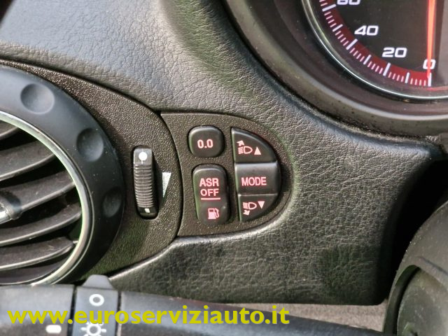 ALFA ROMEO GT 1.9 JTDM 16V DISTINCTIVE Q2 - foto 26