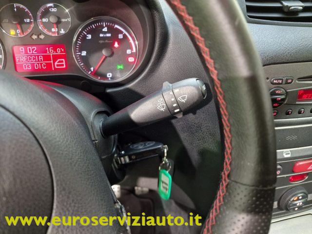 ALFA ROMEO GT 1.9 JTDM 16V DISTINCTIVE Q2 - foto 30