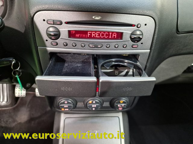 ALFA ROMEO GT 1.9 JTDM 16V DISTINCTIVE Q2 - foto 32