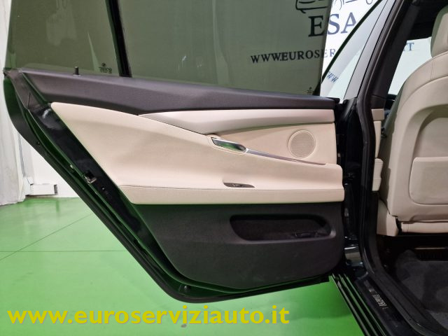 BMW 530 D XDRIVE GRAN TURISMO FUTURA - foto 44
