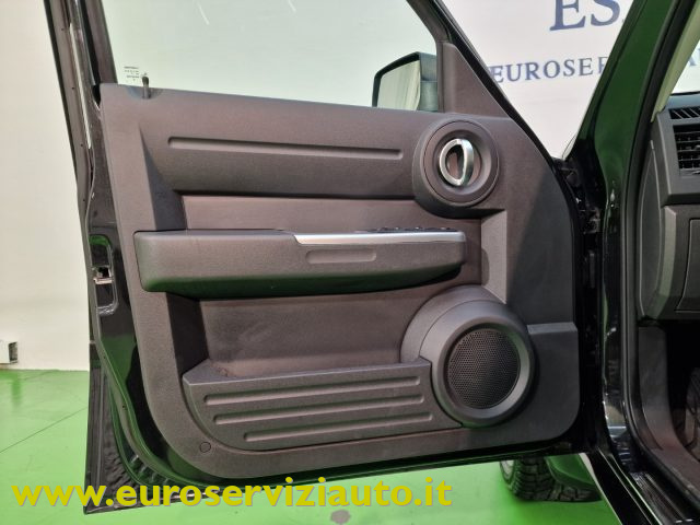 DODGE NITRO 4.0 R/T 4WD - foto 44