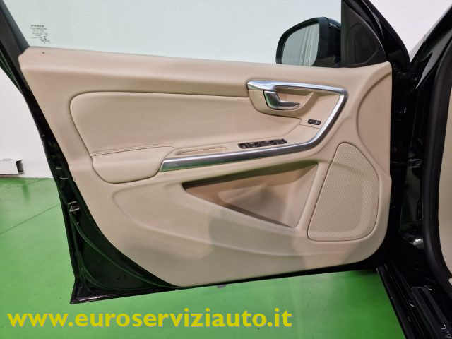 VOLVO V60 T3 POWERSHIFT KINETIC - foto 42