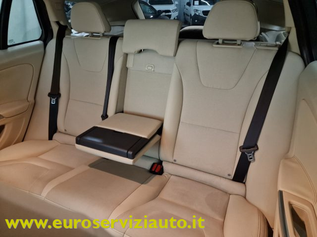 VOLVO V60 T3 POWERSHIFT KINETIC - foto 39