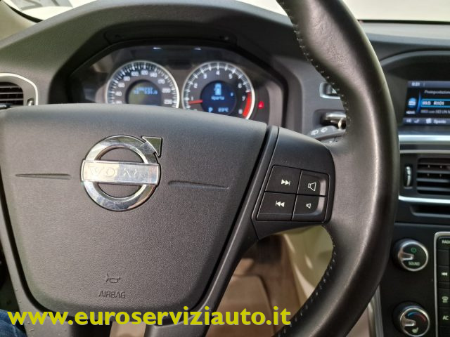 VOLVO V60 T3 POWERSHIFT KINETIC - foto 26