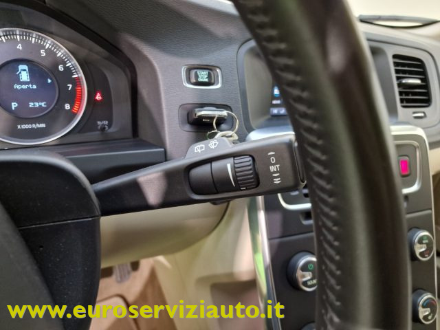 VOLVO V60 T3 POWERSHIFT KINETIC - foto 29