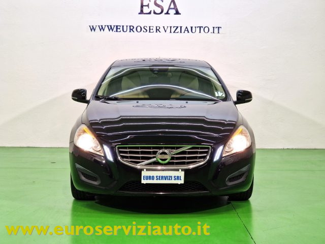 VOLVO V60 T3 POWERSHIFT KINETIC - foto 49