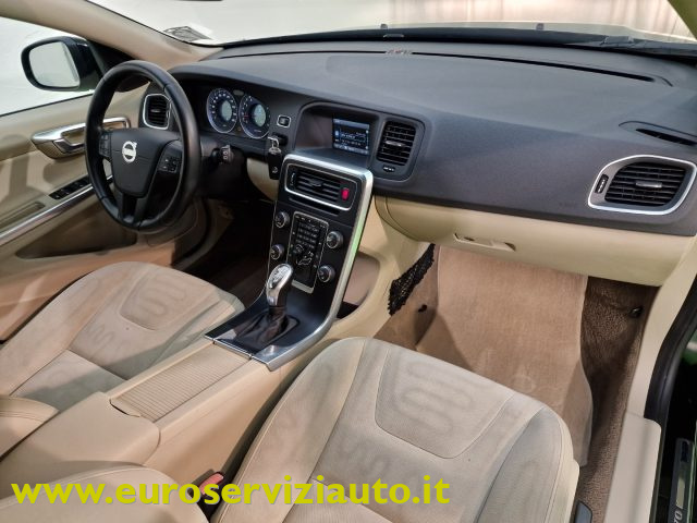 VOLVO V60 T3 POWERSHIFT KINETIC - foto 41