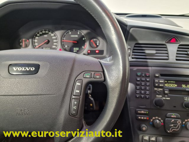 VOLVO V70 2.4 D5 20V CAT - foto 26