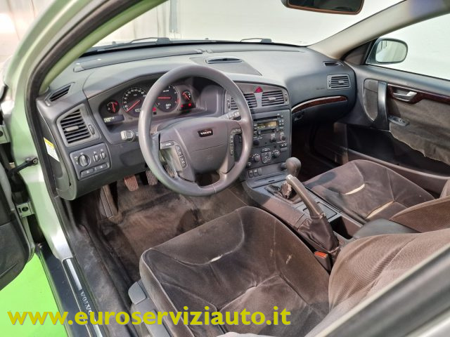 VOLVO V70 2.4 D5 20V CAT - foto 37