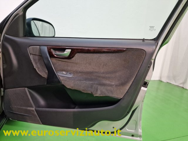 VOLVO V70 2.4 D5 20V CAT - foto 42