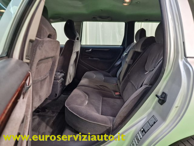 VOLVO V70 2.4 D5 20V CAT - foto 32
