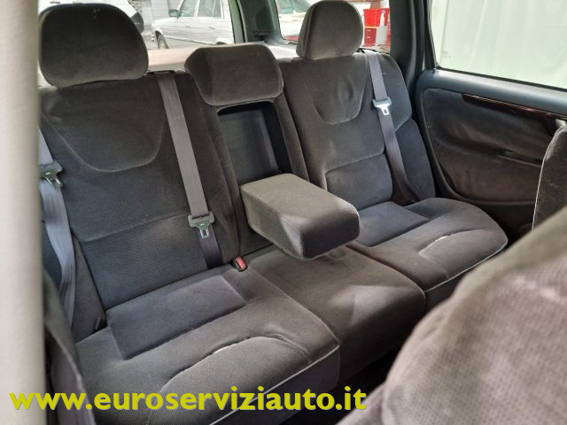 VOLVO V70 2.4 D5 20V CAT - foto 35