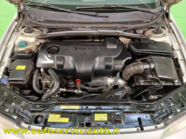 VOLVO V70 2.4 D5 20V CAT - foto 44