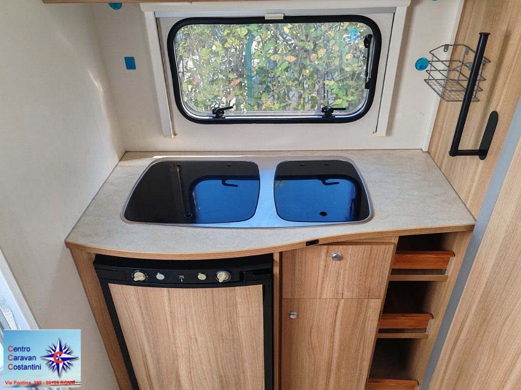 CARAVELAIR ANTARES 400 60 23726986 O 6a0d71f5f0b5a