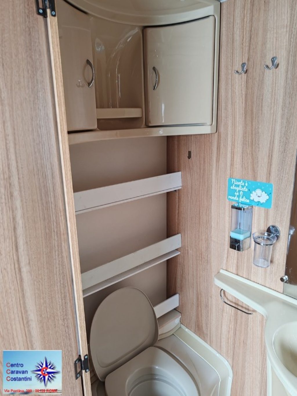CARAVELAIR ANTARES 400 64 23726986 O 6a0d71f656873