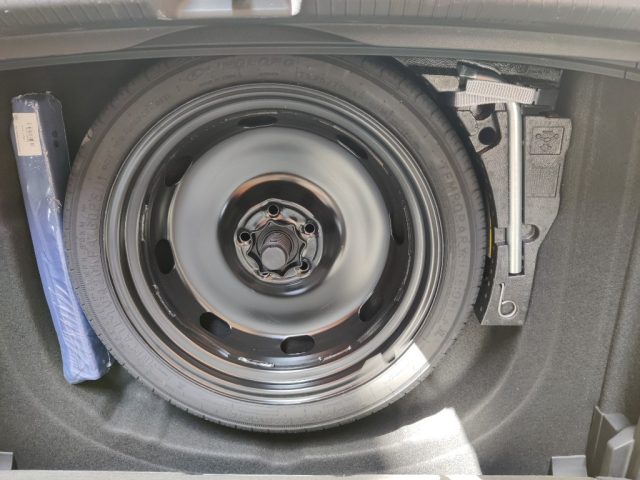 VOLKSWAGEN GOLF 1.0 ETSI EVO DSG LIFE HYBRID CAM - foto 23