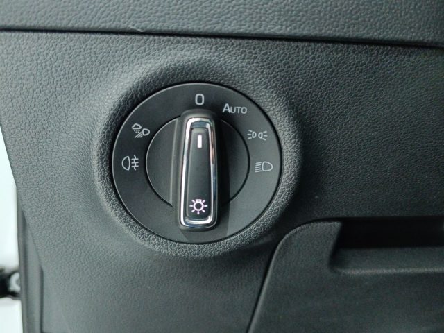 SKODA KAROQ 2.0 TDI EVO SCR 115 CV DSG STYLE - foto 18