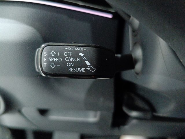 SKODA KAROQ 2.0 TDI EVO SCR 115 CV DSG STYLE - foto 19