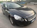 VOLVO V60 D2 1.6 Summum senza nessun lavoro da fare