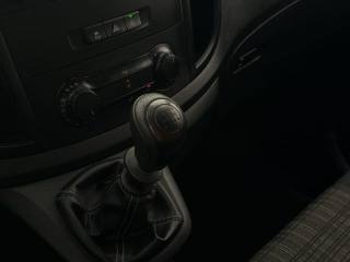 MERCEDES-BENZ Vito usata 13