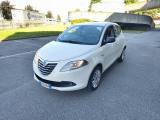LANCIA Ypsilon 1.2 69 CV 5 porte Silver NEOPATENTATI