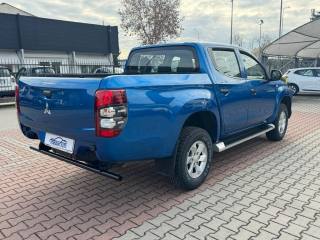 MITSUBISHI L200 usata, con Autoradio