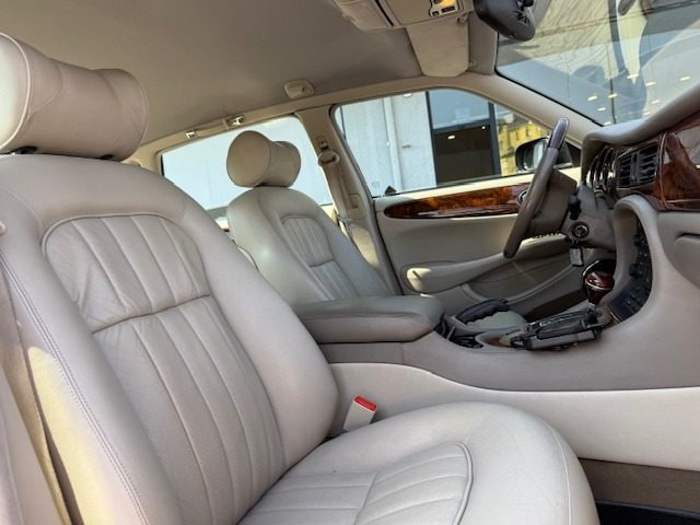 JAGUAR XJ 4.0 CAT EXECUTIVE - foto 13