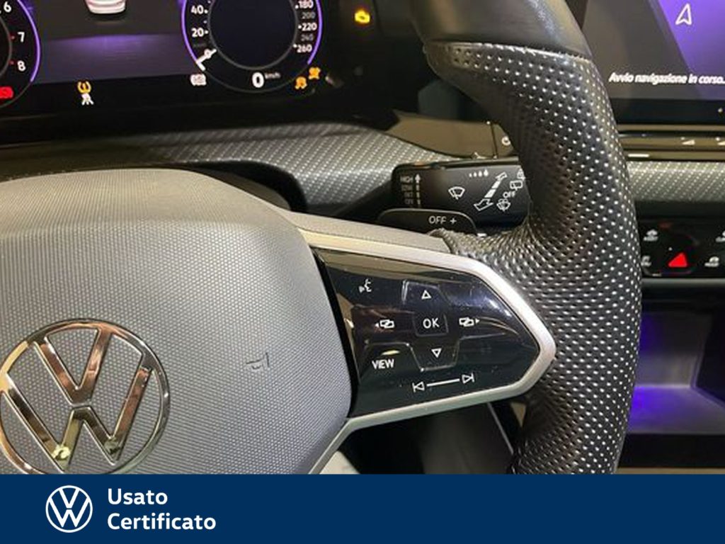 immagine usato VOLKSWAGEN Golf 1.5 etsi evo r-line 150cv dsg