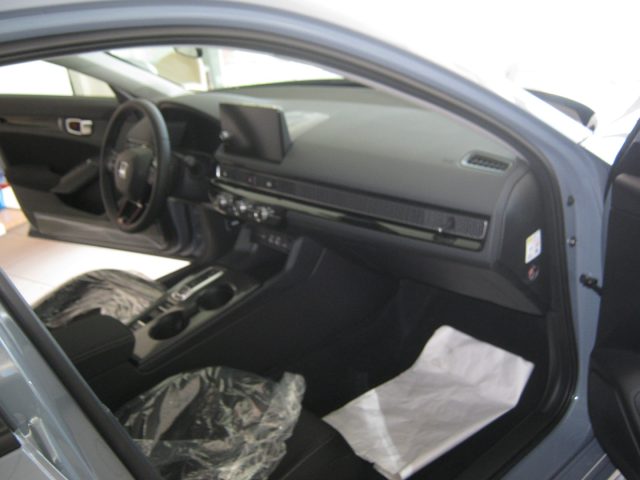 HONDA CIVIC 2.0 HEV ECVT ELEGANCE - foto 6