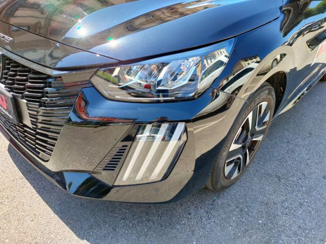 PEUGEOT 208 HYBRID 110 E-DCS6 ALLURE - foto 24