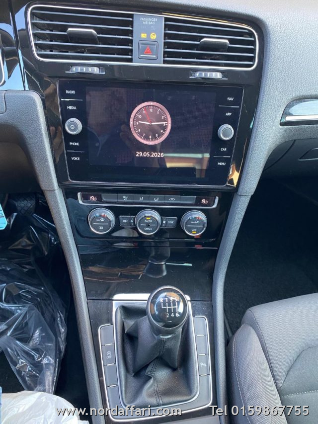 VOLKSWAGEN Golf - foto: 18