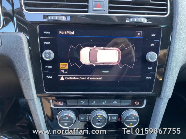 VOLKSWAGEN Golf - foto: 16