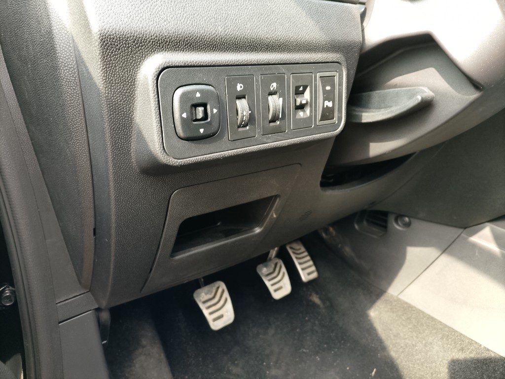 Immagine di EVO Evo3 1.5 Bi-fuel GPL del 06/2023 km 8197