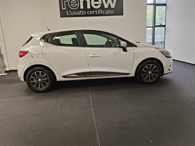RENAULT CLIO 5 PORTE 0.9 TCE ENERGY GPL 90CV  - foto 19