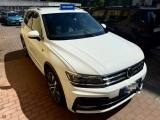 VOLKSWAGEN Tiguan 2.0 TDI SCR DSG R-LINE Exiterior 4 MOTION