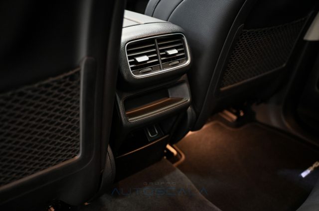 MERCEDES-BENZ GLE 300 D 4MATIC MILD HYBRID PREMIUM - foto 28