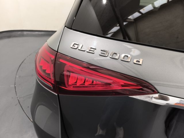 MERCEDES-BENZ GLE 300 D 4MATIC MILD HYBRID PREMIUM - foto 30