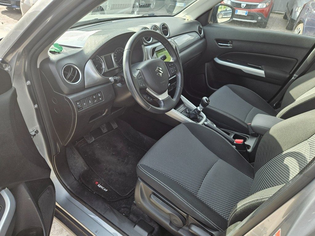 SUZUKI Vitara 1.6 DDiS 4WD AllGrip V-Top - 9