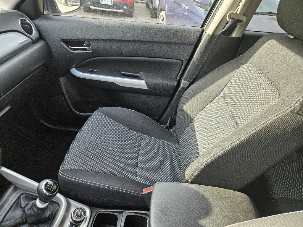 SUZUKI Vitara 1.6 DDiS 4WD AllGrip V-Top - 12