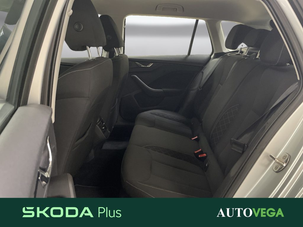 immagine usato SKODA Kamiq 1.0 tsi ambition 110cv dsg